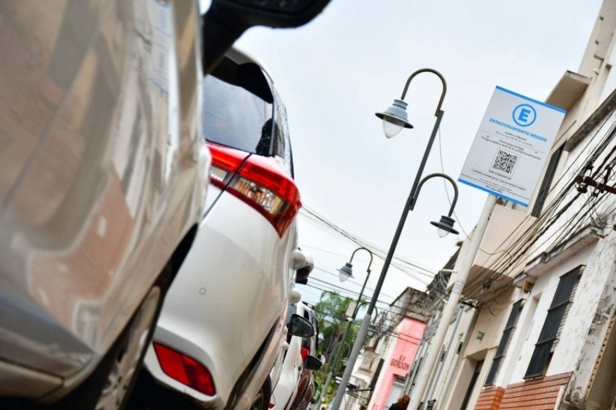 Desde hoy rige una nueva tarifa de estacionamiento medido en Capital