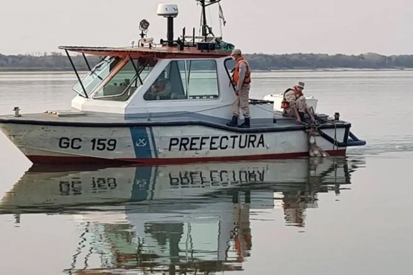 Pescadores brasileños atacaron a tiros a patrulla de Prefectura en frontera de Corrientes